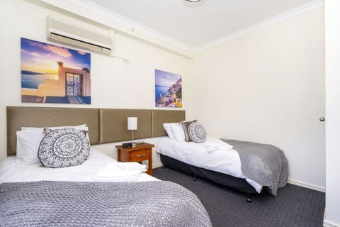 Oversized Eastend Sleeps 6 Free PARKING+POOL WIFI - Accommodation Georgetown 28