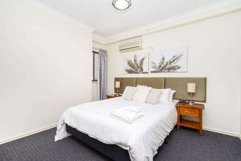 Oversized Eastend Sleeps 6 Free PARKING+POOL WIFI - Accommodation Georgetown 41