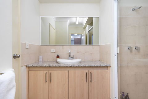 Oversized Eastend Sleeps 6 Free PARKING+POOL WIFI - Accommodation Georgetown 26