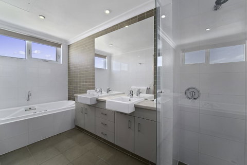 Luxury Suite Bunbury - Accommodation Georgetown 11
