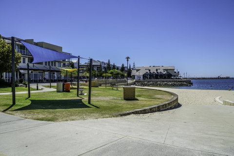 Luxury Suite Bunbury - Accommodation Georgetown 19
