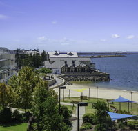 Luxury Suite Bunbury - Accommodation Georgetown