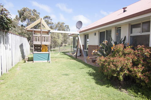 Stableford Cottage Holiday Home Dunsborough - Accommodation Georgetown 5
