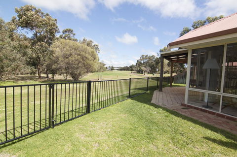 Stableford Cottage Holiday Home Dunsborough - Accommodation Georgetown 7