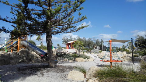 Alkimos Beach Cottage - Accommodation Georgetown 14