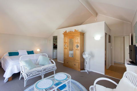 Fremantle Local Beach Studio - Accommodation Georgetown 13