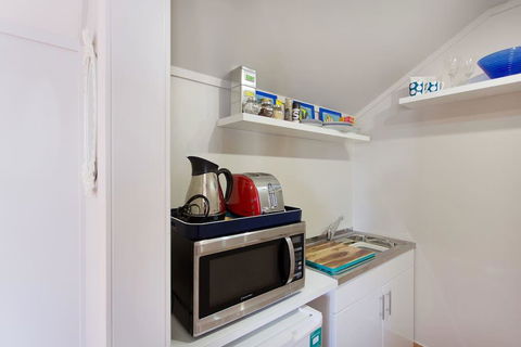 Fremantle Local Beach Studio - Accommodation Georgetown 12
