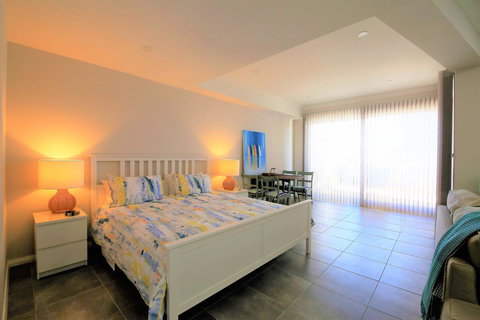 Studio Style Mindarie Marina - Accommodation Georgetown 2