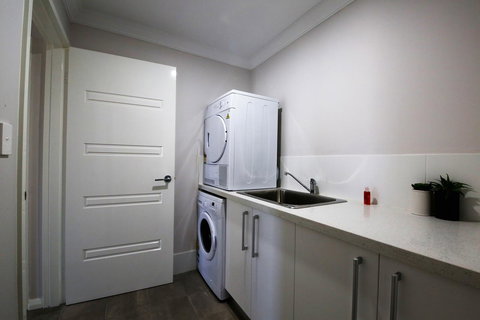 Studio Style Mindarie Marina - Accommodation Georgetown 8