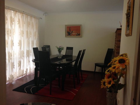 â˜… Stylish Family Home! â˜… - Accommodation Georgetown 8