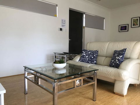 Gerring Court With Free 1 Car Bay Parking - Accommodation Georgetown 14