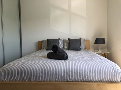 Gerring Court With Free 1 Car Bay Parking - Accommodation Georgetown 0
