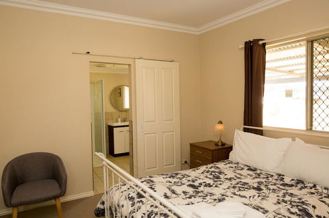Yvonnes Rest Holiday Home - Accommodation Georgetown 3