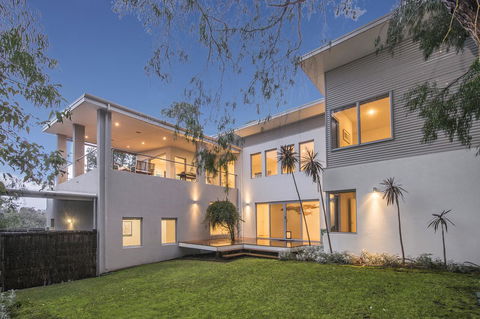 Calm Waters - Accommodation Georgetown 0