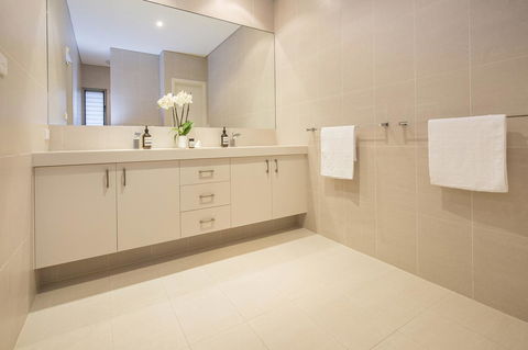 Calm Waters - Accommodation Georgetown 3
