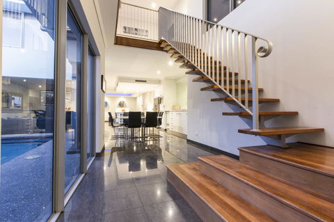 Ambar Villa Between City And Freo - Accommodation Georgetown 14