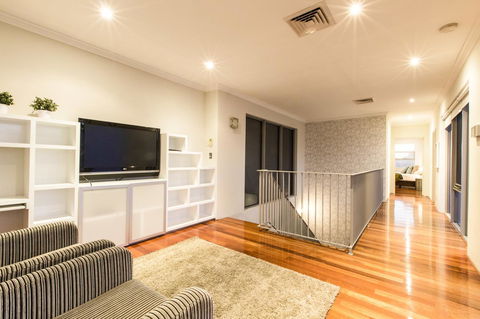 Ambar Villa Between City And Freo - Accommodation Georgetown 26
