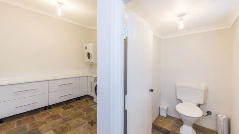 Leisurely Manor - Spacious Three Bedroom Home In Fremantle - Accommodation Georgetown 12