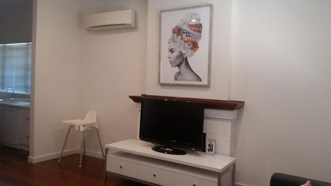 Leisurely Manor - Spacious Three Bedroom Home In Fremantle - Accommodation Georgetown 6