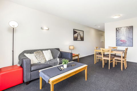 508 Stupendous Sunsets & Views Pool Gym Parking - Accommodation Georgetown 4
