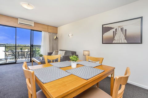 508 Stupendous Sunsets & Views Pool Gym Parking - Accommodation Georgetown 7