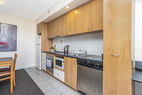 508 Stupendous Sunsets & Views Pool Gym Parking - Accommodation Georgetown 15