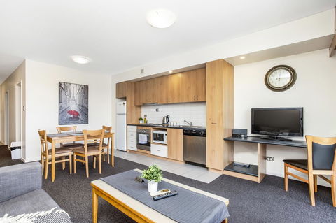 508 Stupendous Sunsets & Views Pool Gym Parking - Accommodation Georgetown 6