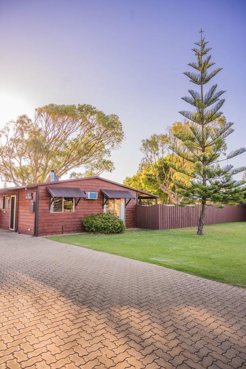 The Bothy Lancelin Family Retreat - Accommodation Georgetown 11