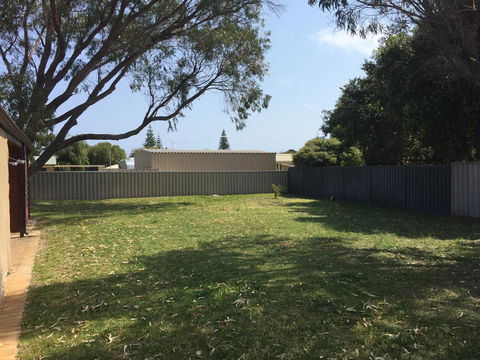 The Bothy Lancelin Family Retreat - Accommodation Georgetown 2