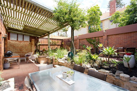 Monument Hill Townhouse - Fremantle - Accommodation Georgetown 22