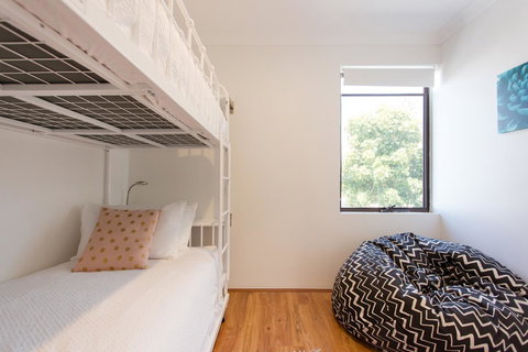 Monument Hill Townhouse - Fremantle - Accommodation Georgetown 12