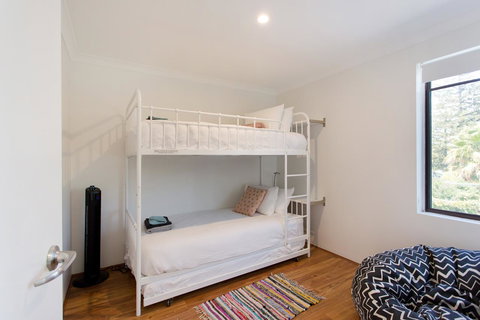 Monument Hill Townhouse - Fremantle - Accommodation Georgetown 11
