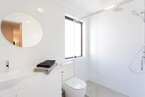 Monument Hill Townhouse - Fremantle - Accommodation Georgetown 5