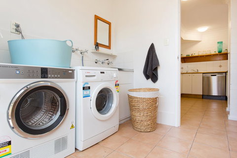 Monument Hill Townhouse - Fremantle - Accommodation Georgetown 20