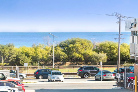 SoBe Fremantle - Accommodation Georgetown 8