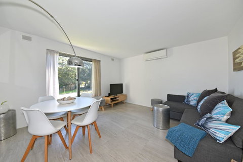 Cottesloe Apartment Close To Beach - Accommodation Georgetown 17