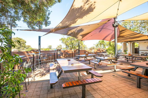 Nightcap At Wanneroo Tavern - Accommodation Georgetown 7