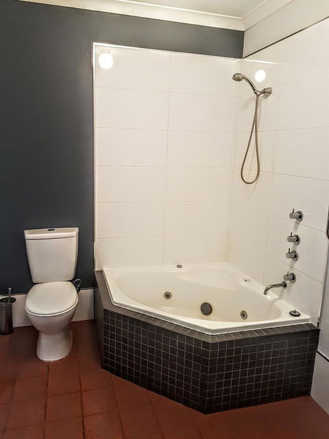 Adamsons Riverside Accommodation - Accommodation Georgetown 3