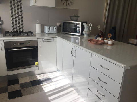 Bright & Beautiful Home On The Hills! - Accommodation Georgetown 13