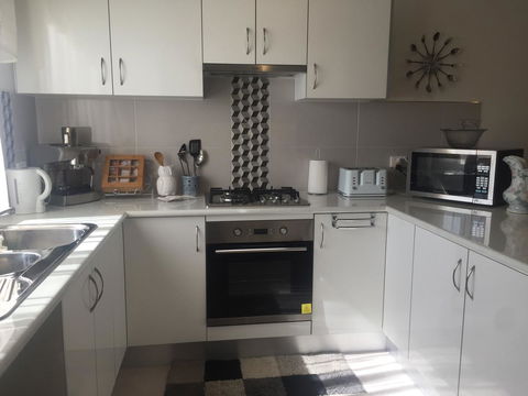 Bright & Beautiful Home On The Hills! - Accommodation Georgetown 14