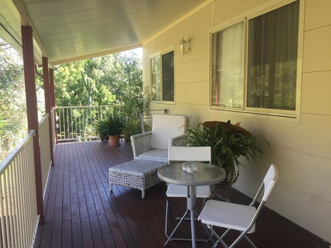 Bright & Beautiful Home On The Hills! - Accommodation Georgetown 3