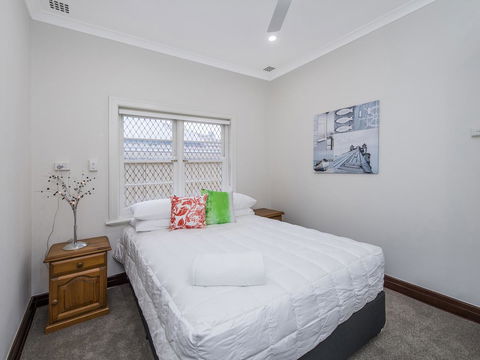 Luxury Federation Style Home - Sleeps 10 - Accommodation Georgetown 12