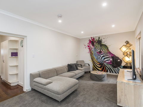 Luxury Federation Style Home - Sleeps 10 - Accommodation Georgetown 1
