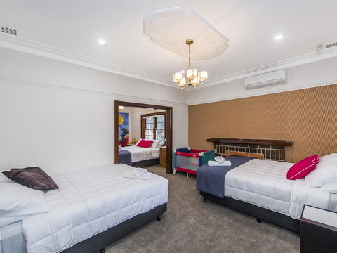 Luxury Federation Style Home - Sleeps 10 - Accommodation Georgetown 11