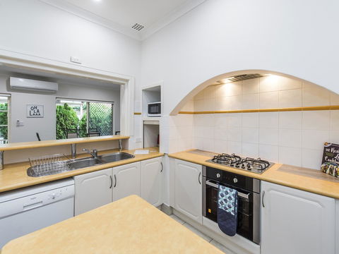 Luxury Federation Style Home - Sleeps 10 - Accommodation Georgetown 5