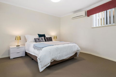 Como South Perth Villa - Accommodation Georgetown 28