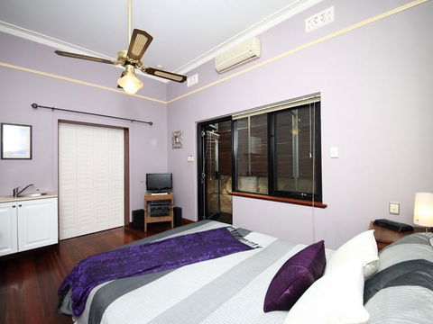 Dawson Accommodation - Accommodation Georgetown 2