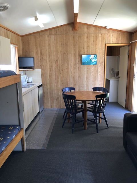The Aurelian Cabin - Accommodation Georgetown 7