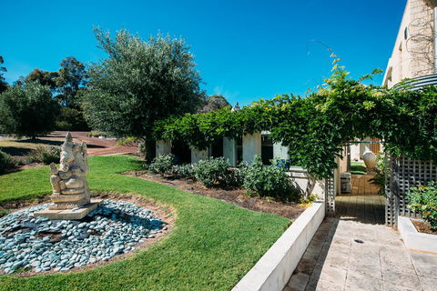The Princess House - Accommodation Georgetown 9