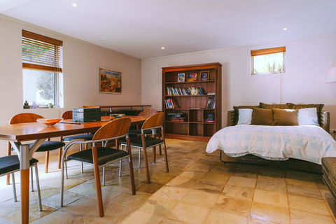 The Princess House - Accommodation Georgetown 11
